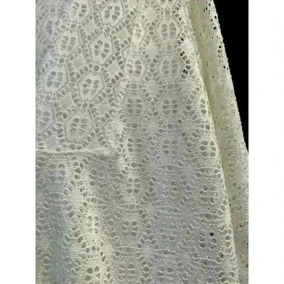 J. Valdi Swim Cover Up Women’s Medium White Eyelet Lace Crochet Look V-Neck - Picture 8 of 8